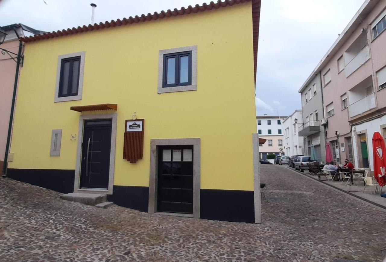 Taska Vila Velha Mirandela Exteriör bild