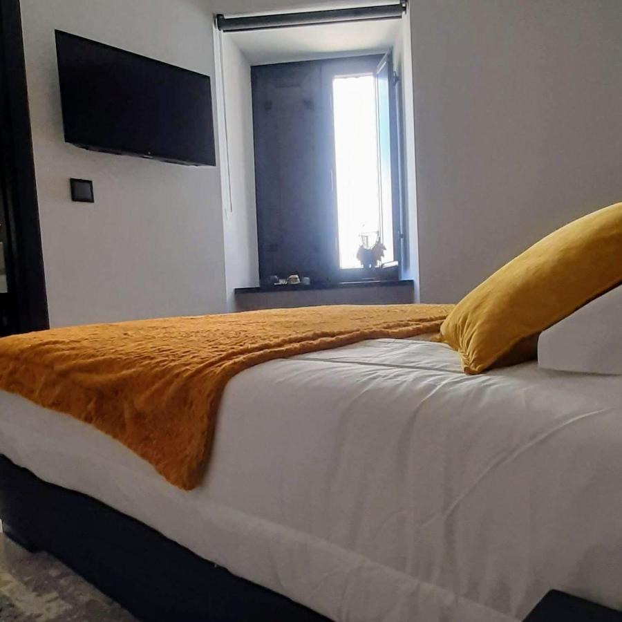 Taska Vila Velha Mirandela Exteriör bild