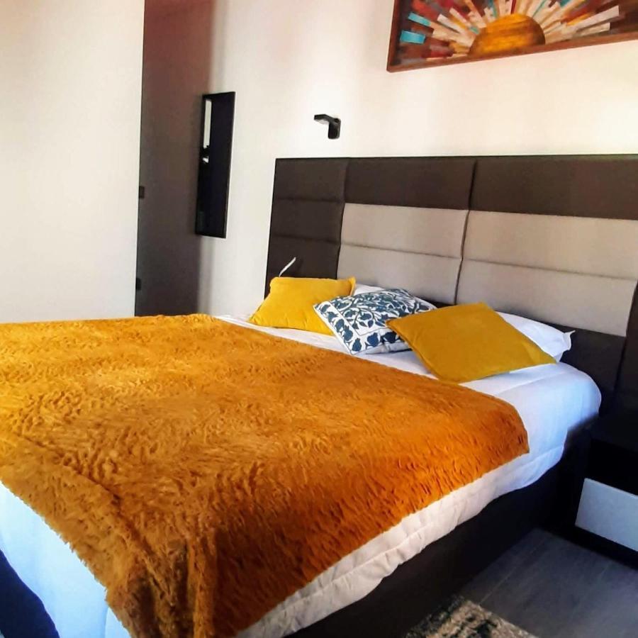 Taska Vila Velha Mirandela Exteriör bild